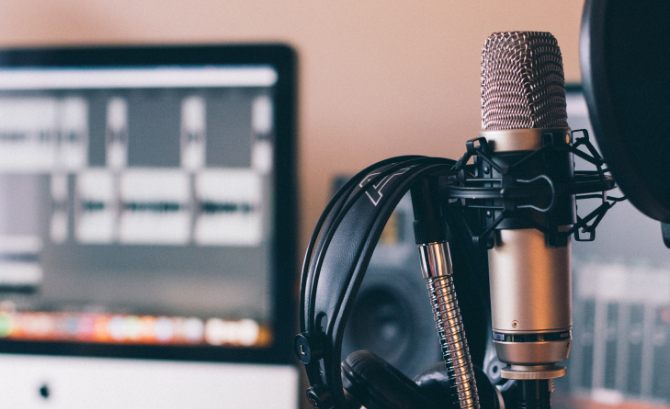 image representing commercial real estate podcast